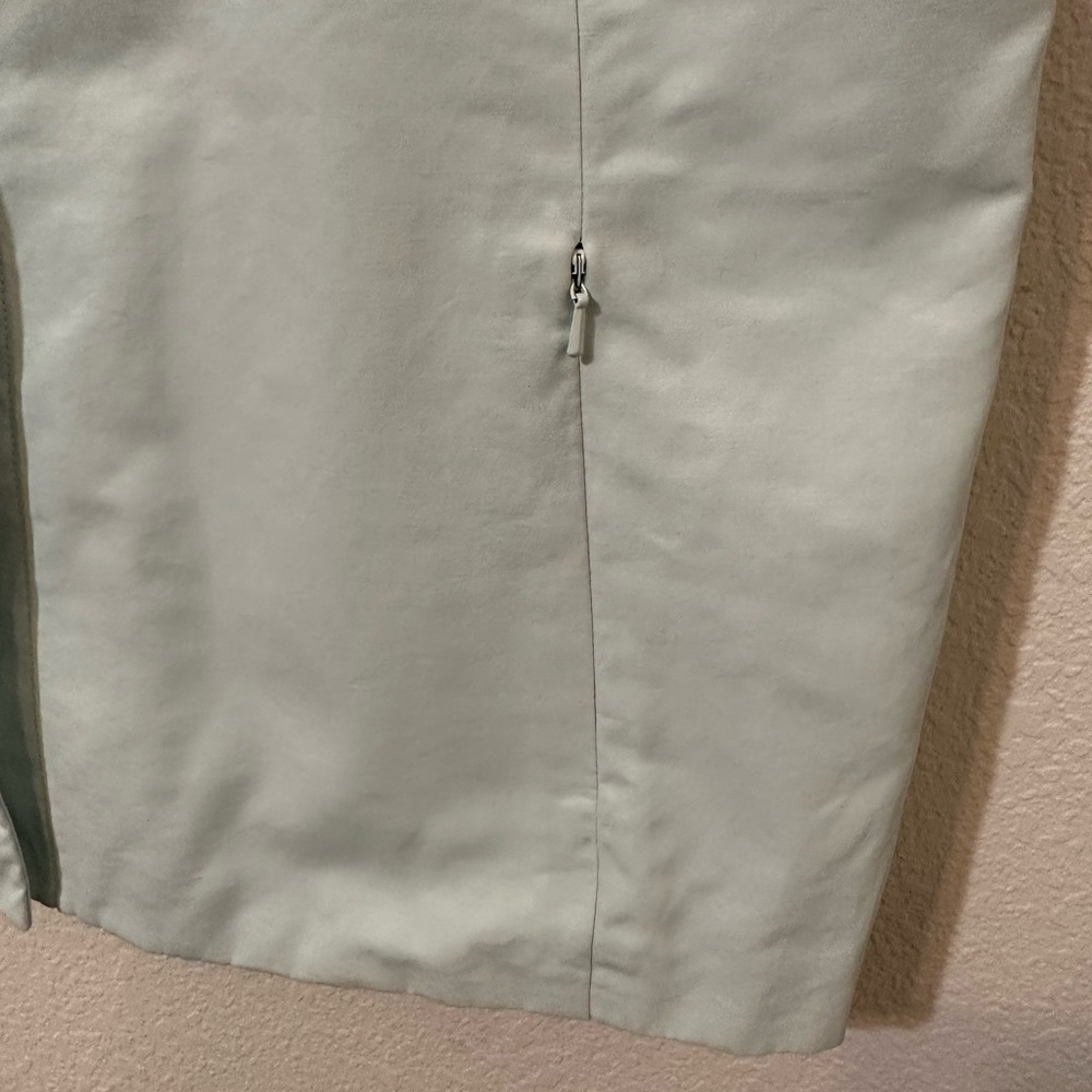 *GENTLY USED* EILEEN FISHER Fleece Lined Ice Blue Vest-Snap Buttons, Size Large - Picture 8 of 11